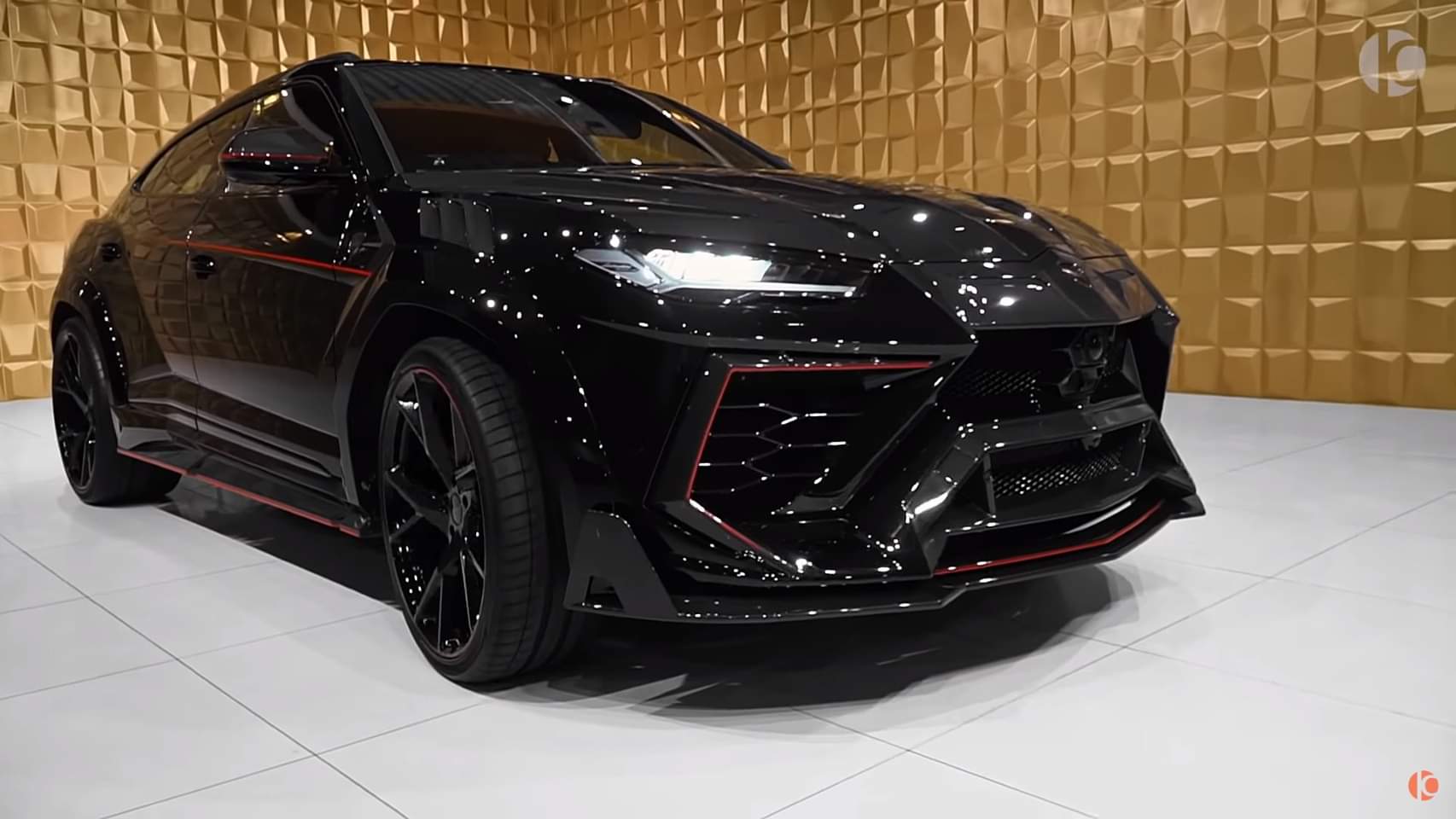 Lamborghini Urus мансори